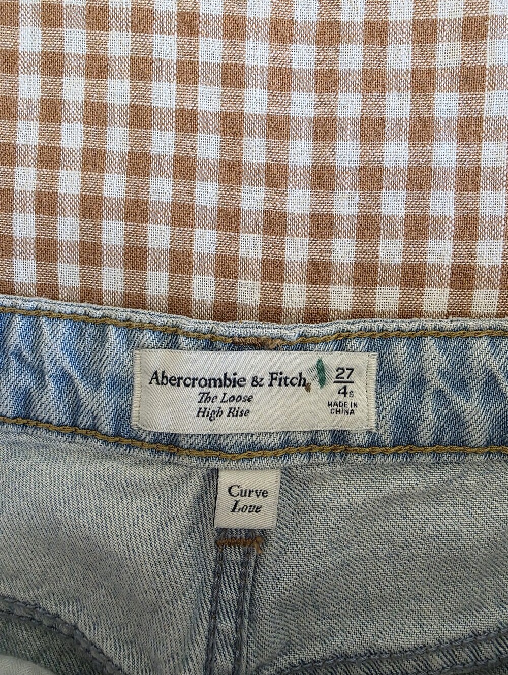 Abercrombie The Loose High Rise Jeans 27/4 short - Picture 6 of 7
